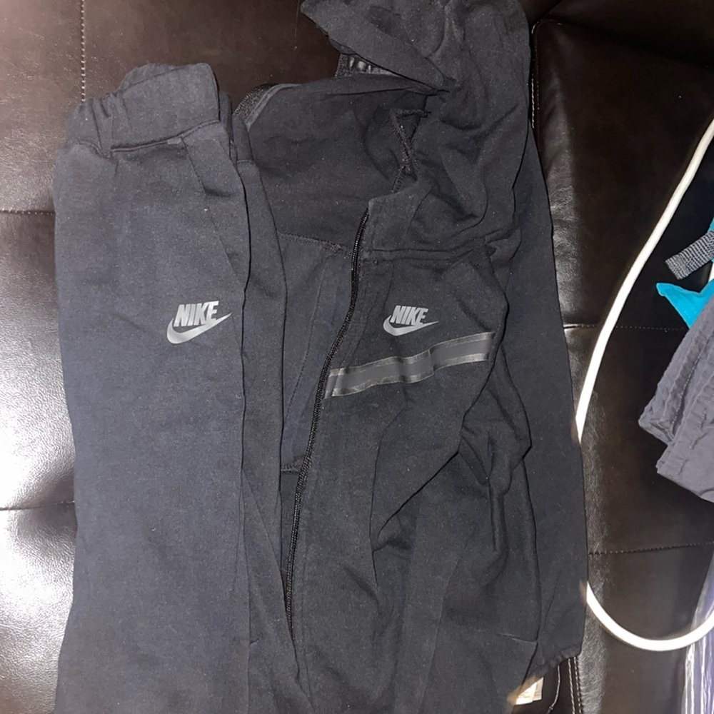 Nike tech
